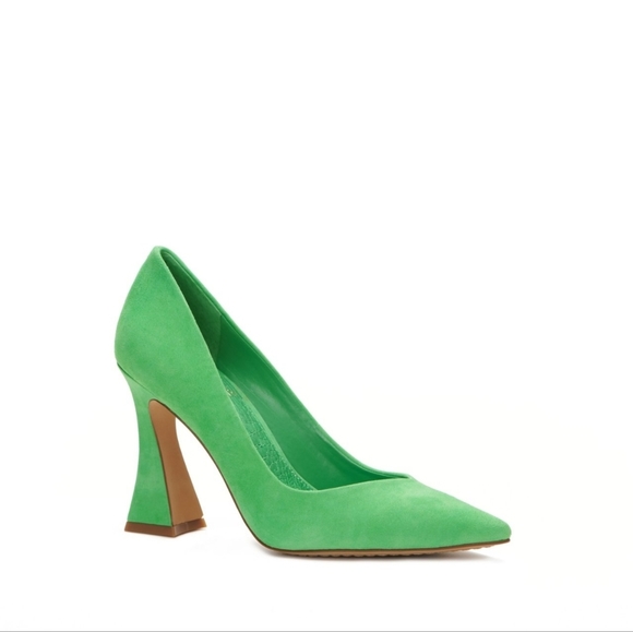 Vince Camuto Shoes - VINCE CAMUTO AKENTA PUMP High Heels NWT